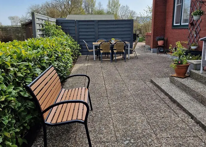 Lägenhet Haus-fehmarn-am-dorfteich-|-wohnung-2-west *