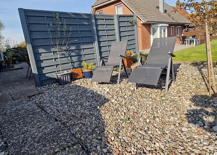 Lägenhet Haus-fehmarn-am-dorfteich-|-wohnung-2-west