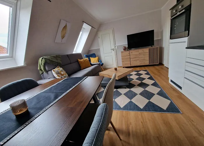 Haus-fehmarn-am-dorfteich-|-wohnung-2-west