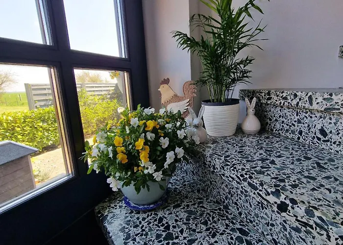 Haus-fehmarn-am-dorfteich-|-wohnung-2-west Lägenhet